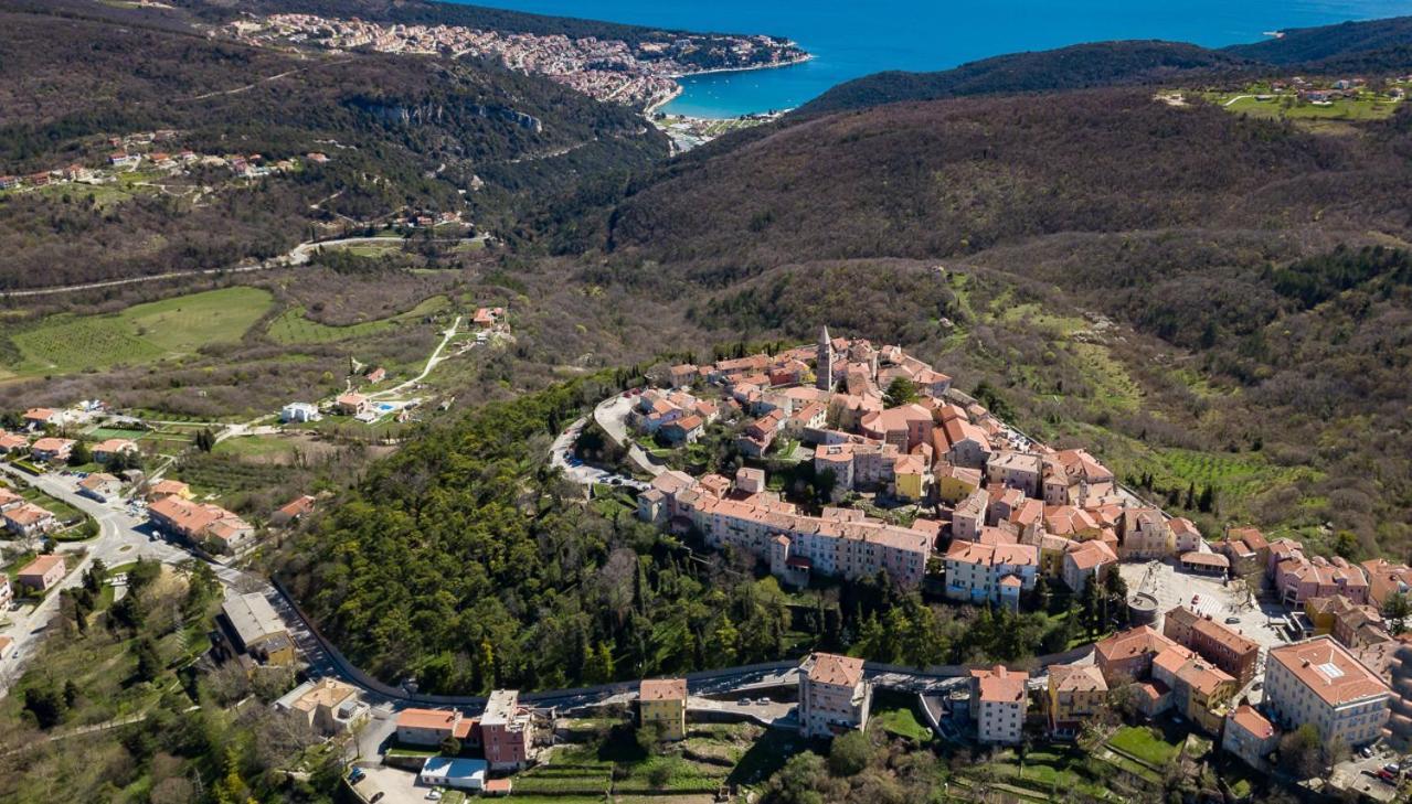Green Luxury II With Heated Pool, Jacuzzi & Sauna Ruzici  Exterior foto